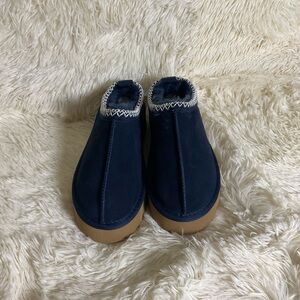 Ugg Shoe